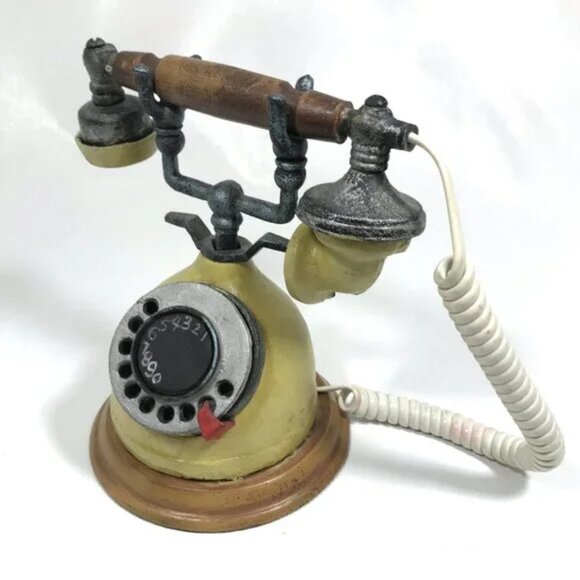Vintage Rotary Telephone Desk Display Home Decor - Picture 3 of 9